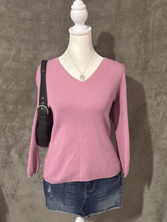 LOFT Sweaters - Vintage Y2k Preppy Coquette V Neck Lavender Long Sleeve Sweater